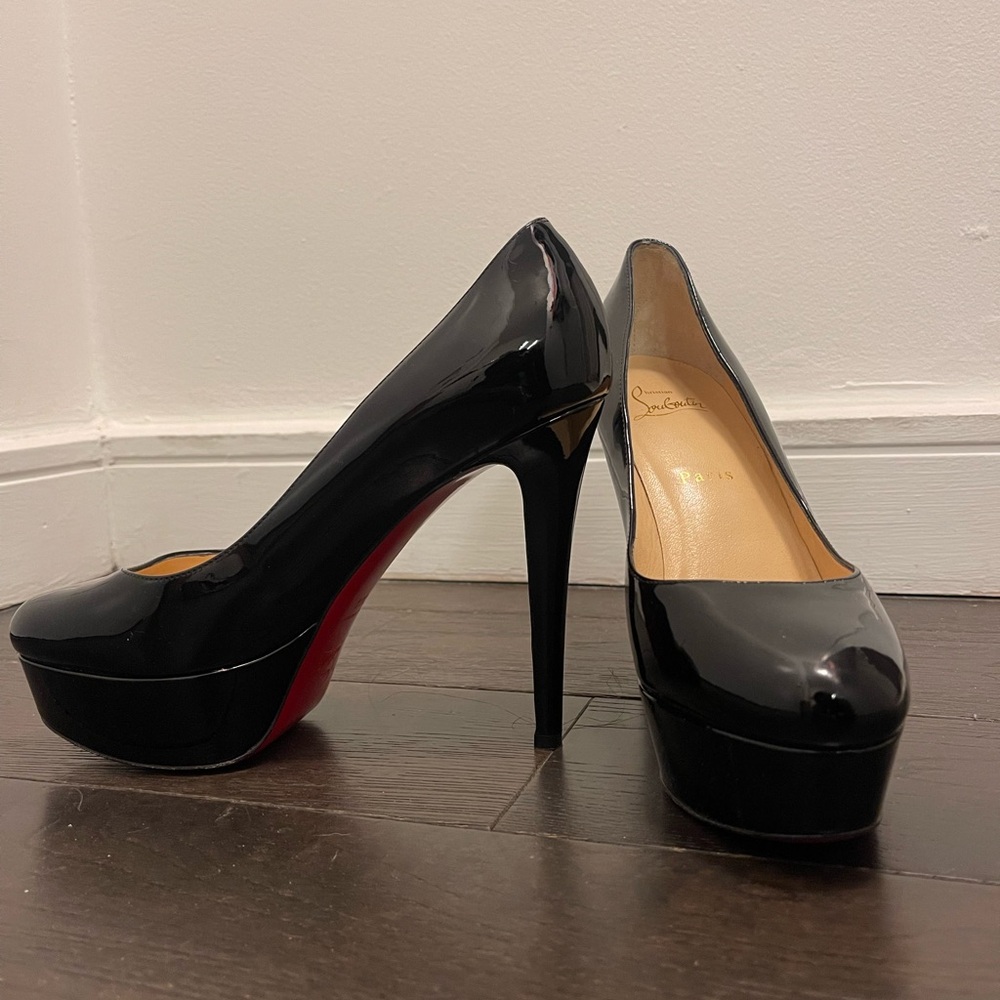 CHRISTIAN LOUBOUTIN Patent Leather Bianca 120 Pumps Black